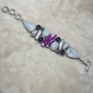Woman’s bracelet, Briva pearl, moonstone, amethyst, labradorite silver